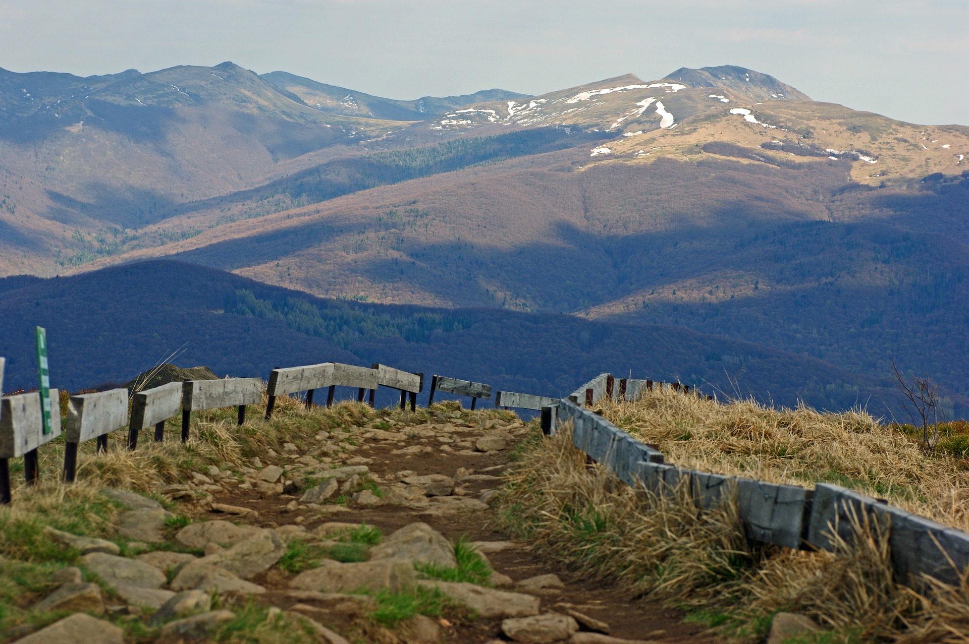 bieszczady-6-dni-biuro-turystyczne-bezkresy